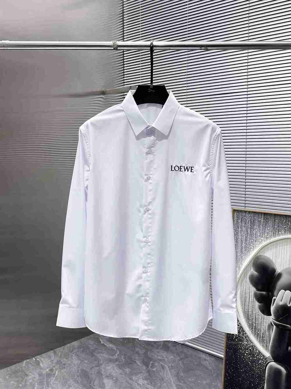 LOEWE White Minimal Logo Embroidered Long Sleeve Casual Shirt